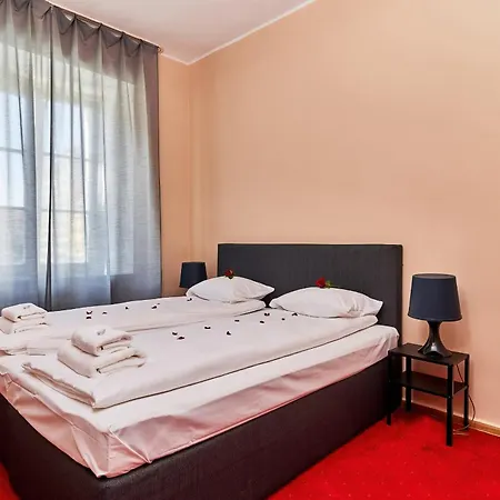 Market Square Old Town By Renters Διαμέρισμα